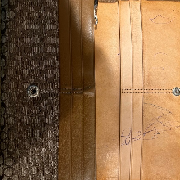 Genuine Coach wallet - Picture 3 of 6